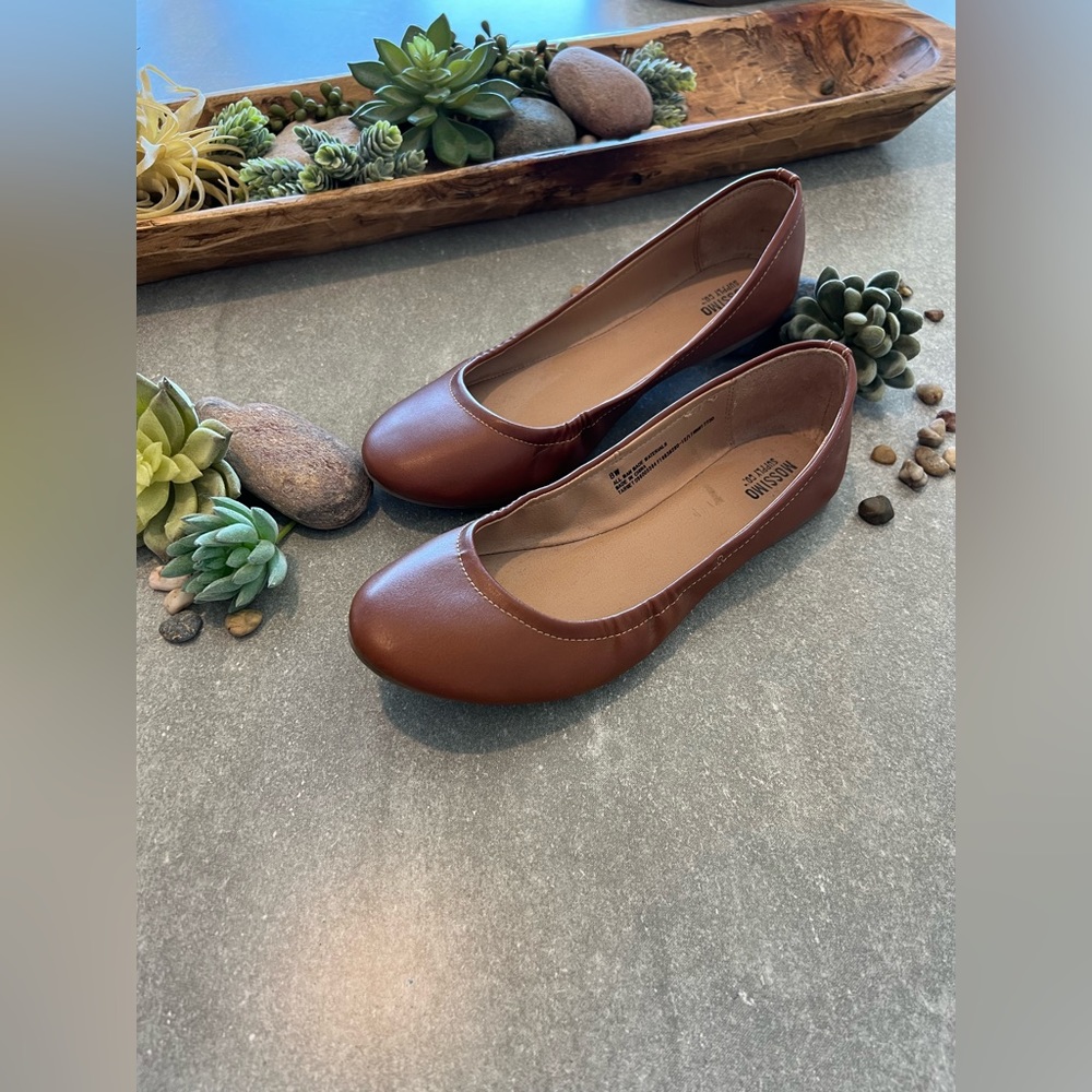 Mossimo Slip on Flats